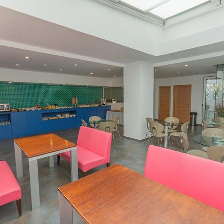 阿迪亚法酒店 巴尔巴特 外观 照片